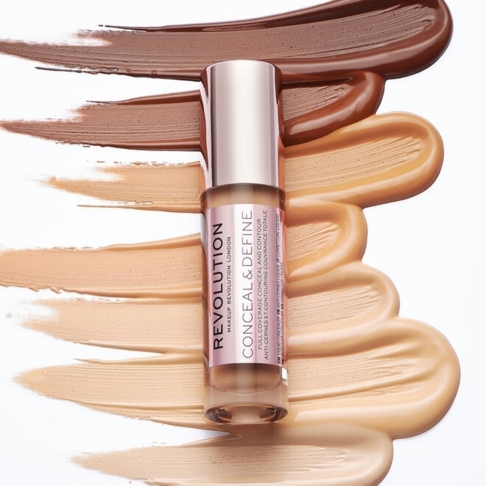 C1 Makeup Revolution Conceal And Define Concealer C1.🌴